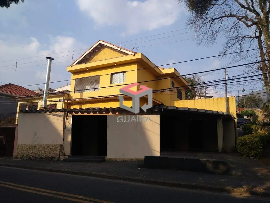 Foto 1 de Casa com 2 Quartos à venda, 204m² em Campestre, Santo André