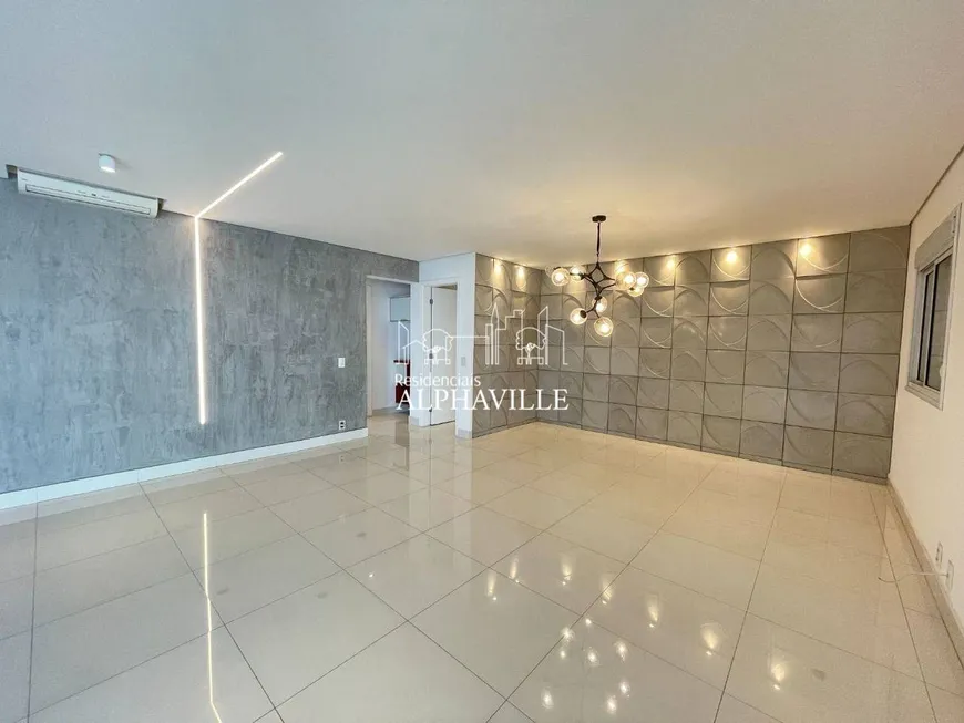 Foto 1 de Apartamento com 3 Quartos à venda, 212m² em Alphaville, Barueri