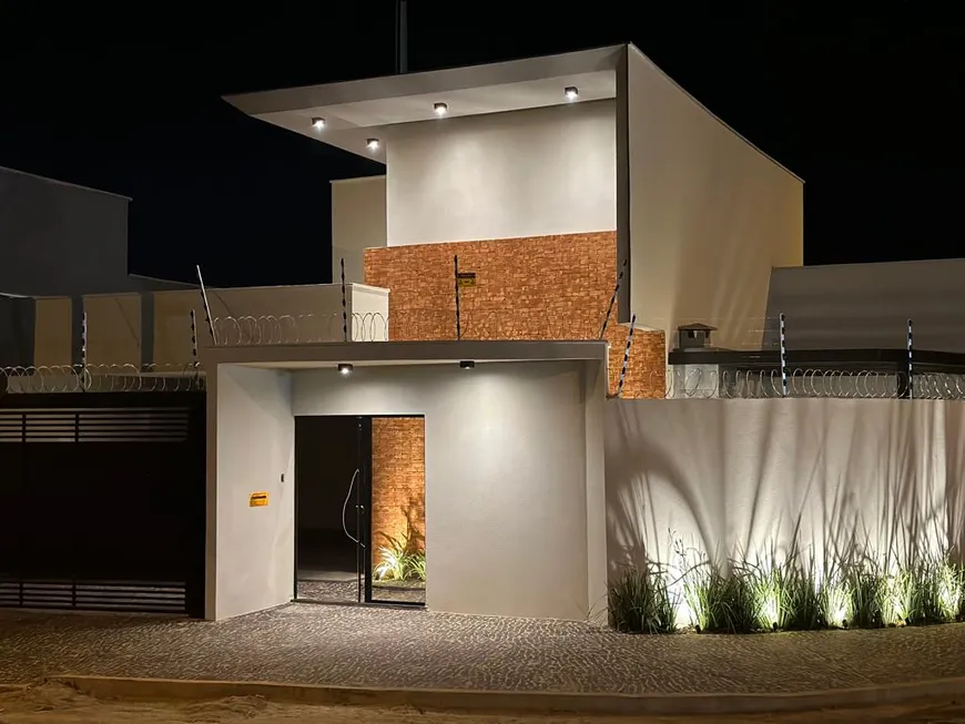 Foto 1 de Casa com 3 Quartos à venda, 146m² em Residencial Solar dos Ataides 1 Etapa, Rio Verde