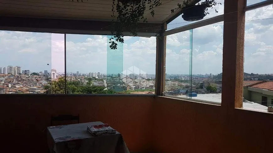 Foto 1 de Casa com 2 Quartos à venda, 200m² em Parque Continental I, Guarulhos