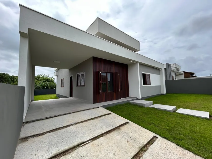 Foto 1 de Casa com 3 Quartos à venda, 120m² em Jardim Elizabete, Içara