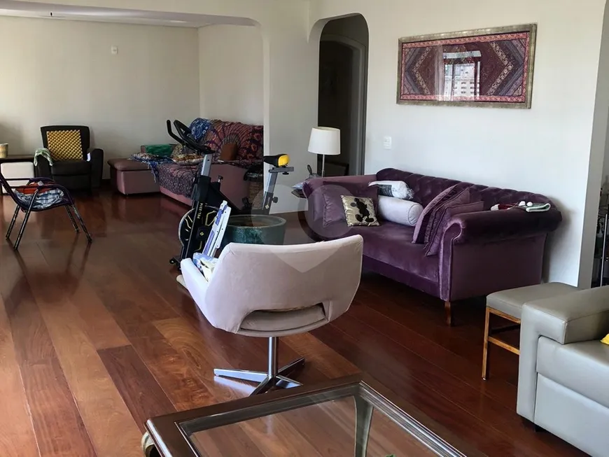 Foto 1 de Apartamento com 3 Quartos para venda ou aluguel, 182m² em Higienópolis, São Paulo