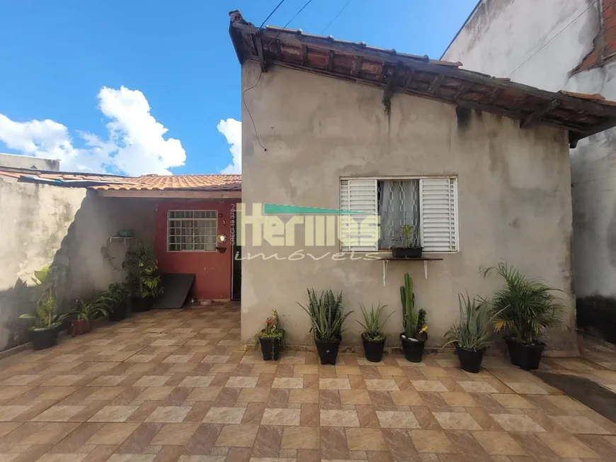 Foto 1 de Casa com 2 Quartos à venda, 79m² em Jardim Planalto, Paulínia