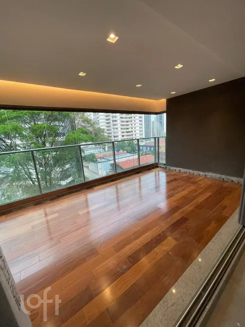 Foto 1 de Apartamento com 3 Quartos à venda, 158m² em Moema, São Paulo