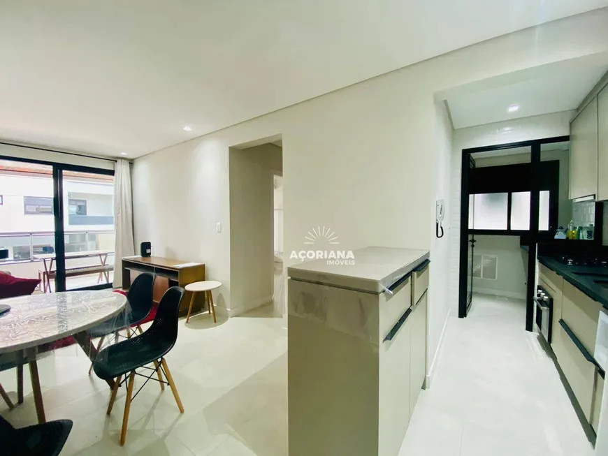 Foto 1 de Apartamento com 2 Quartos para alugar, 71m² em Campeche, Florianópolis