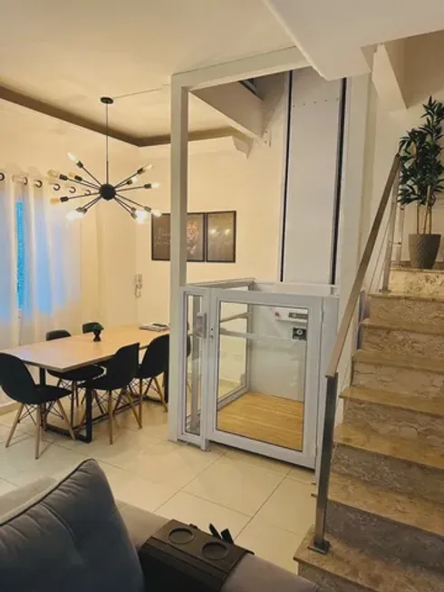 Foto 1 de Casa de Condomínio com 4 Quartos à venda, 164m² em Jardim Santa Maria, Jacareí