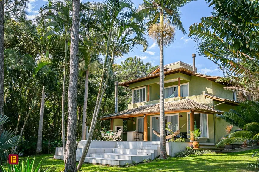 Foto 1 de Casa com 4 Quartos à venda, 352m² em Praia Mole, Florianópolis