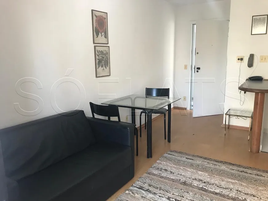 Foto 1 de Flat com 1 Quarto à venda, 30m² em Moema, São Paulo