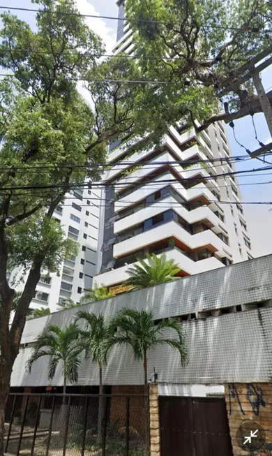 Foto 1 de Apartamento com 4 Quartos à venda, 180m² em Espinheiro, Recife