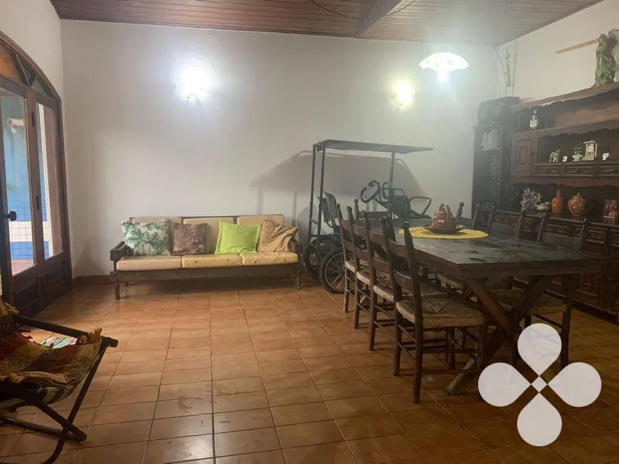 Foto 1 de Casa com 3 Quartos à venda, 302m² em Jardim Marina, Mongaguá