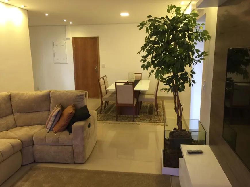Foto 1 de Apartamento com 2 Quartos à venda, 160m² em Ponta da Praia, Santos