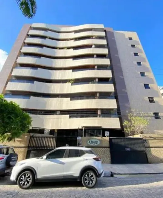 Foto 1 de Apartamento com 3 Quartos para alugar, 130m² em Ponta Verde, Maceió