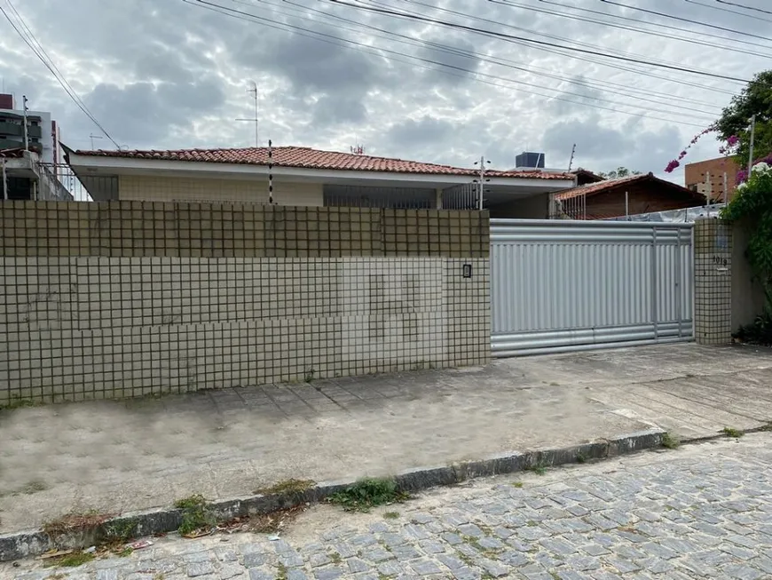 Foto 1 de Casa com 4 Quartos à venda, 180m² em Bessa, João Pessoa