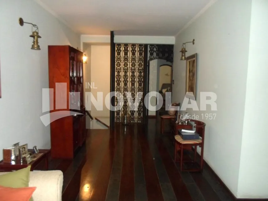 Foto 1 de Sobrado com 4 Quartos à venda, 266m² em Vila Pauliceia, São Paulo