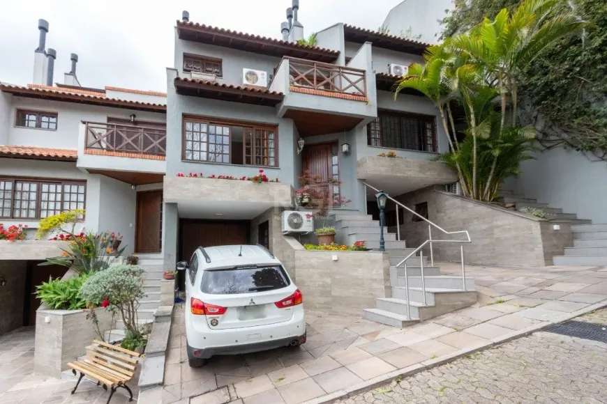 Foto 1 de Casa de Condomínio com 3 Quartos à venda, 173m² em Tristeza, Porto Alegre