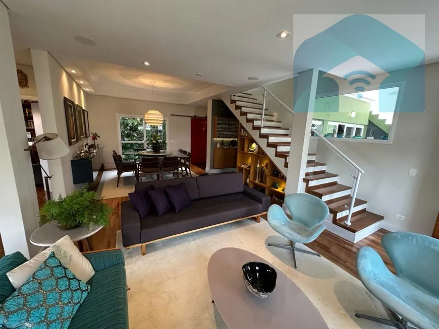Foto 1 de Casa de Condomínio com 4 Quartos à venda, 250m² em Planalto Paulista, São Paulo