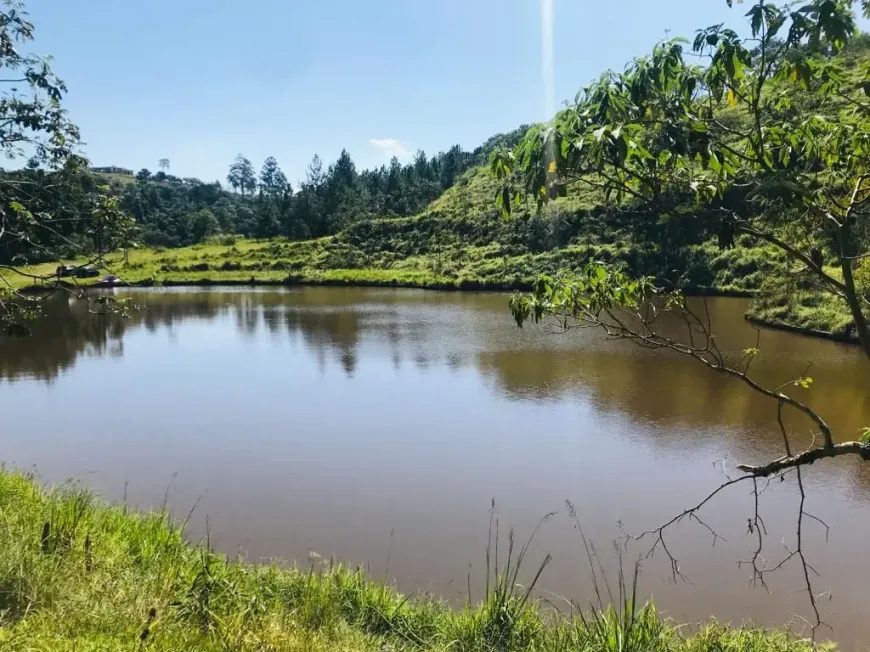 Foto 1 de Lote/Terreno à venda, 600m² em Centro, Igaratá