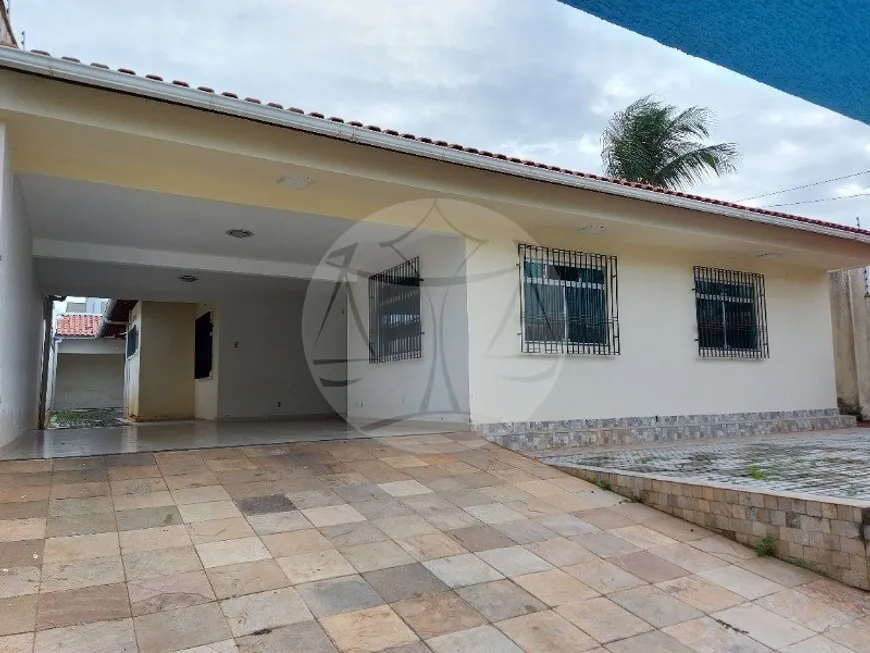 Foto 1 de Casa com 4 Quartos à venda, 241m² em Capim Macio, Natal