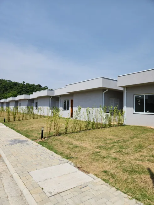 Foto 1 de Casa de Condomínio com 3 Quartos à venda, 100m² em Itapema, Guararema