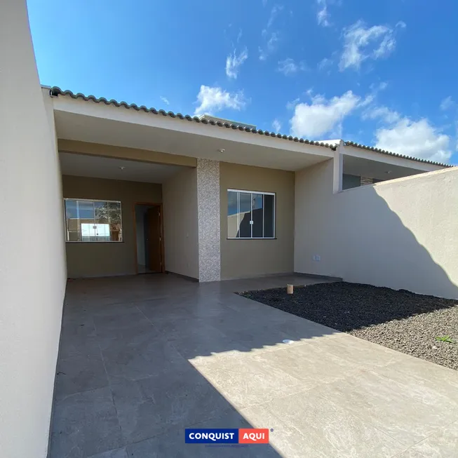 Foto 1 de Casa com 2 Quartos à venda, 74m² em Jardim Araucária, Floresta