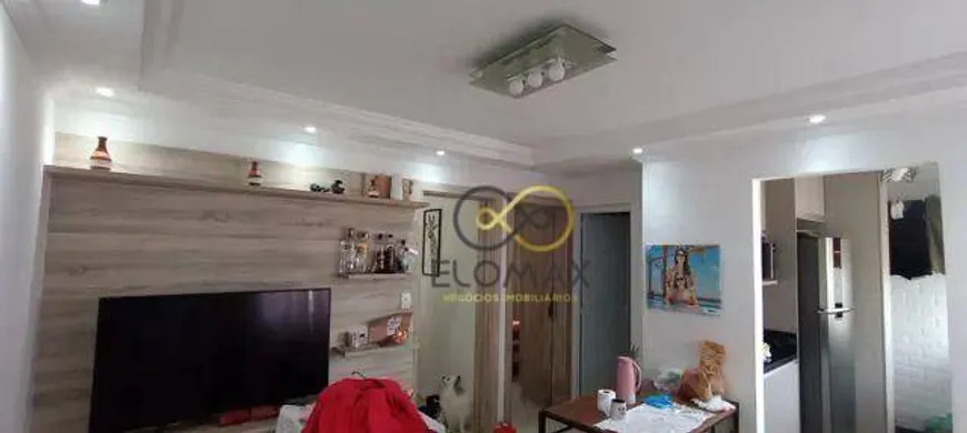 Foto 1 de Apartamento com 2 Quartos à venda, 44m² em Jardim Adriana, Guarulhos