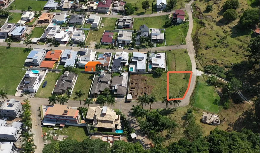 Foto 1 de Lote/Terreno à venda, 392m² em Cachoeira do Bom Jesus, Florianópolis