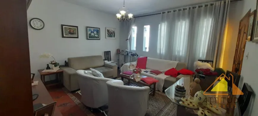 Foto 1 de Casa com 3 Quartos à venda, 240m² em Vila Assuncao, Santo André