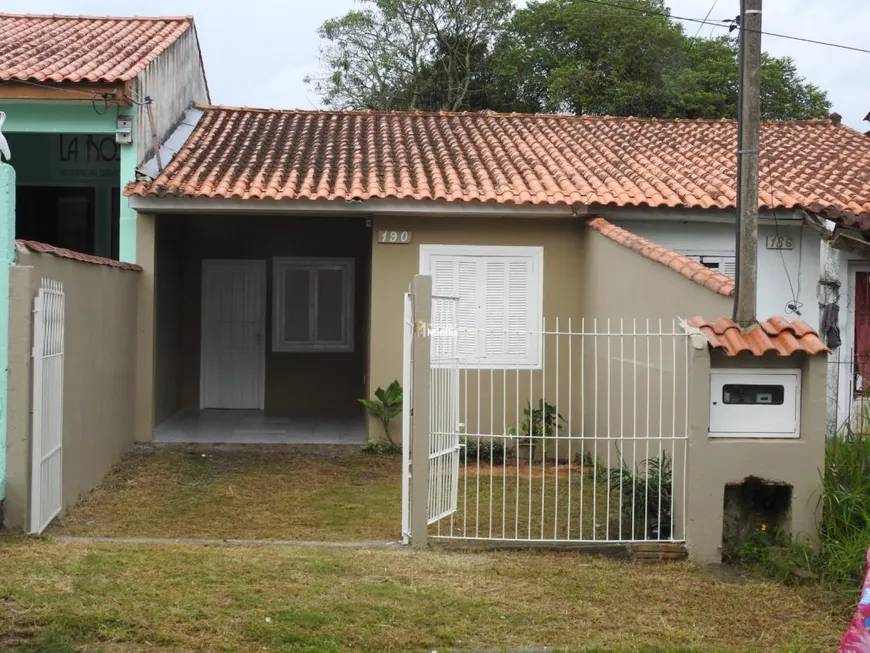 Foto 1 de Casa com 2 Quartos à venda, 165m² em Martinica, Viamão