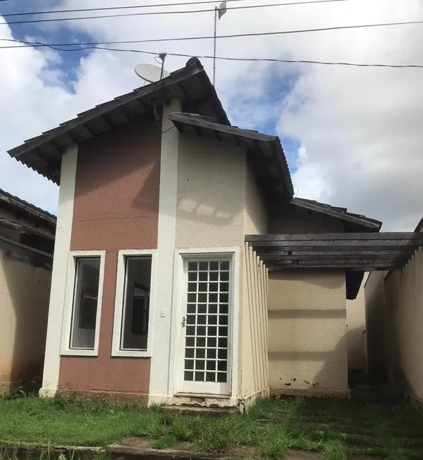 Foto 1 de Casa com 2 Quartos à venda, 122m² em Parque Industrial João Braz, Goiânia