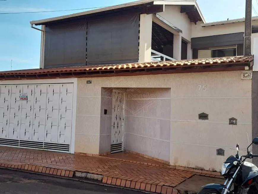 Foto 1 de Casa com 3 Quartos à venda, 294m² em , Santa Lúcia