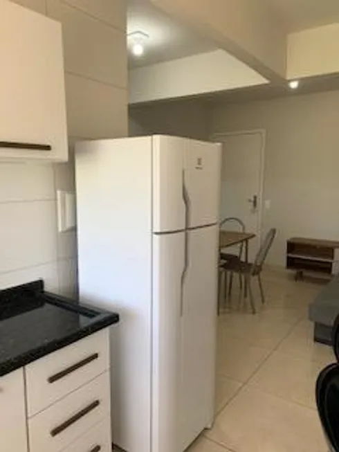 Foto 1 de Apartamento com 1 Quarto para alugar, 50m² em Boa Vista, Curitiba