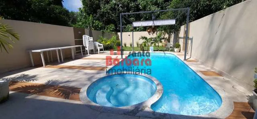 Foto 1 de Casa com 4 Quartos à venda, 180m² em Serra Grande, Niterói