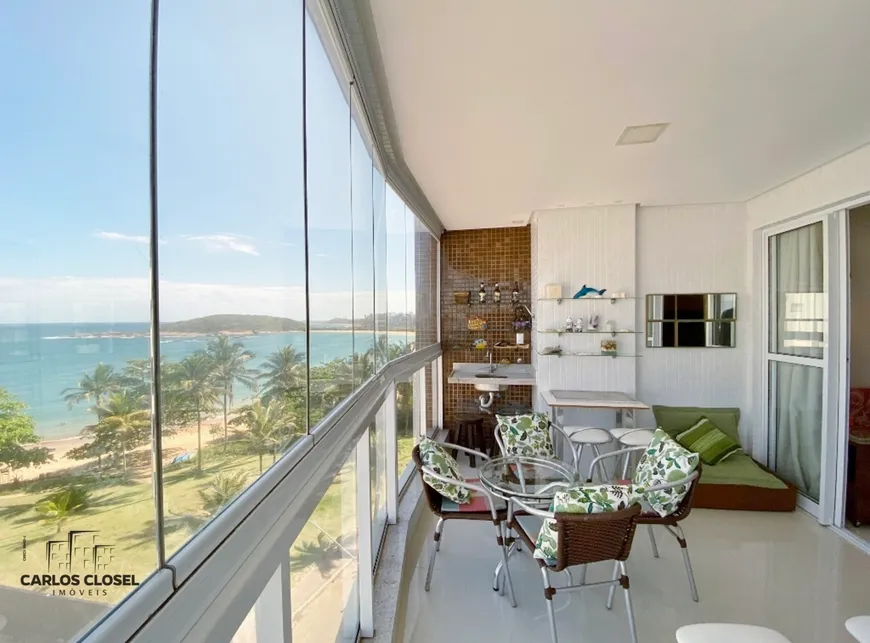 Foto 1 de Apartamento com 4 Quartos à venda, 130m² em Praia de Peracanga, Guarapari