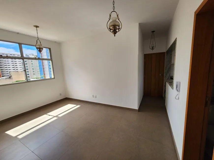 Foto 1 de Apartamento com 2 Quartos para alugar, 60m² em Funcionários, Belo Horizonte