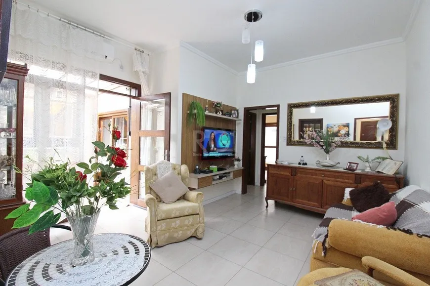 Foto 1 de Apartamento com 2 Quartos à venda, 72m² em Farroupilha, Porto Alegre