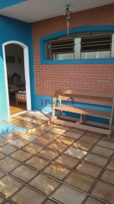 Foto 1 de Sobrado com 3 Quartos à venda, 169m² em Jardim Pacaembú, Jundiaí