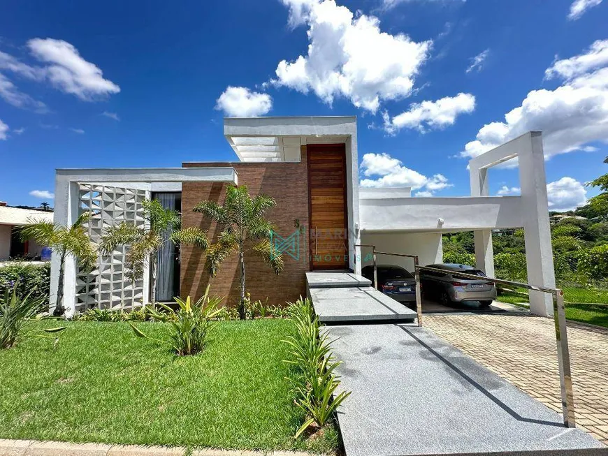 Foto 1 de Casa de Condomínio com 4 Quartos à venda, 241m² em Condominio Champagne, Lagoa Santa