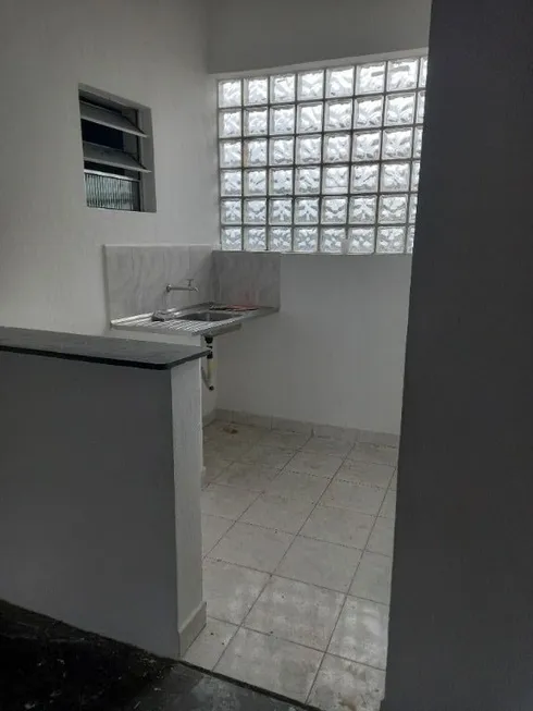 Foto 1 de Sala Comercial para alugar, 200m² em Vila Gea, São Paulo