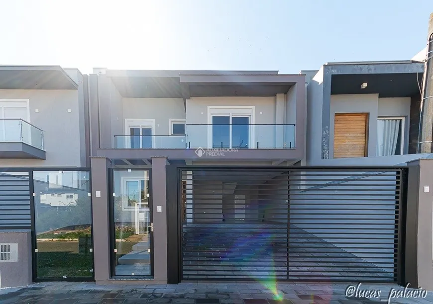 Foto 1 de Casa com 3 Quartos à venda, 220m² em Mont Serrat, Canoas