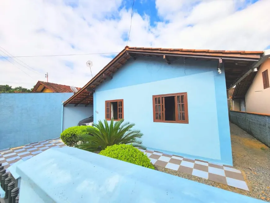 Foto 1 de Casa com 3 Quartos à venda, 114m² em Tifa Martins, Jaraguá do Sul