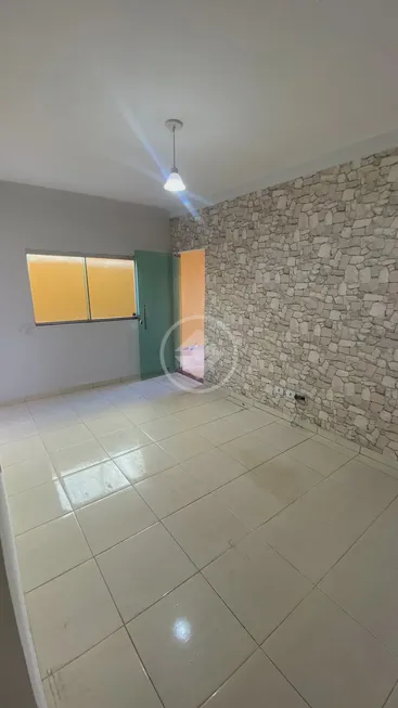 Foto 1 de Casa com 2 Quartos à venda, 92m² em Setor Santo Andre, Aparecida de Goiânia