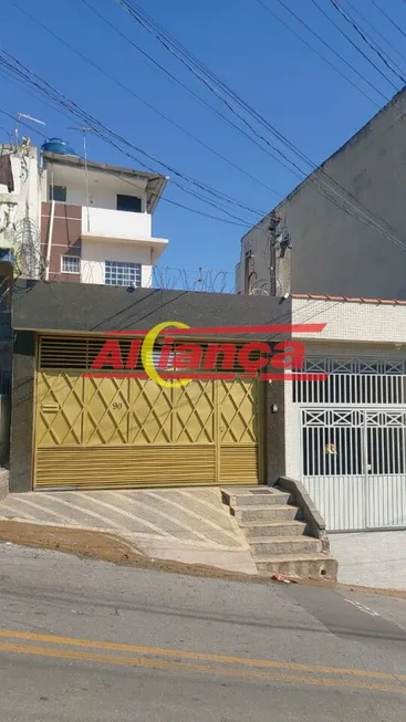 Foto 1 de Sobrado com 4 Quartos à venda, 200m² em Cidade Soberana, Guarulhos