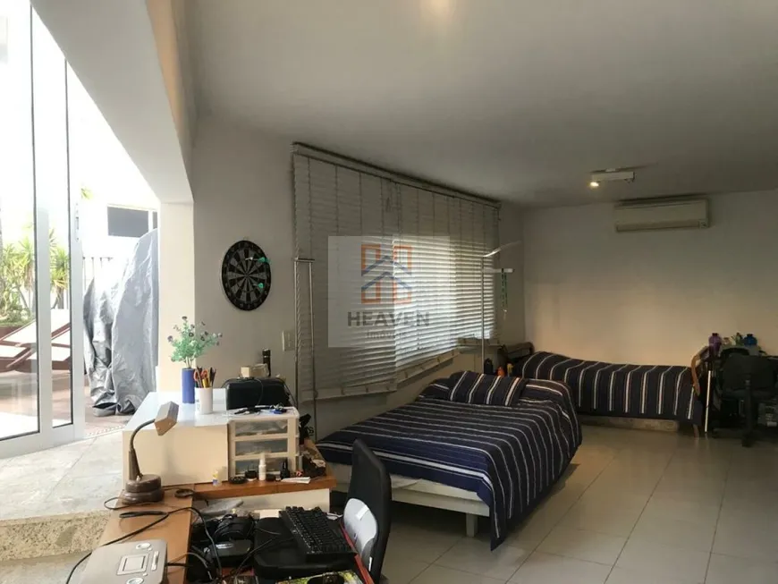 Foto 1 de Apartamento com 3 Quartos para venda ou aluguel, 230m² em Higienópolis, São Paulo