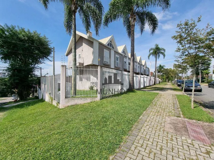 Foto 1 de Sobrado com 3 Quartos à venda, 157m² em Bom Retiro, Curitiba