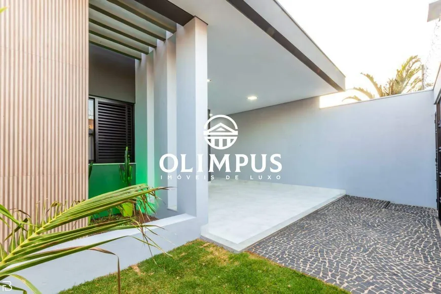 Foto 1 de Casa com 3 Quartos à venda, 146m² em Jardim Botânico, Uberlândia