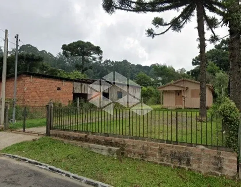 Foto 1 de Casa com 2 Quartos à venda, 382m² em Moura, Gramado