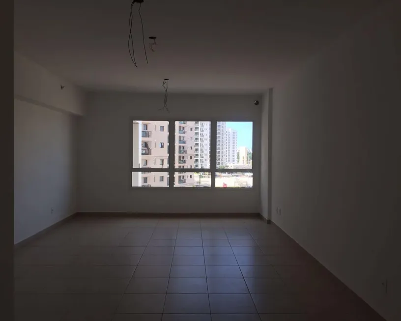 Foto 1 de Sala Comercial para venda ou aluguel, 35m² em Cohafuma, São Luís