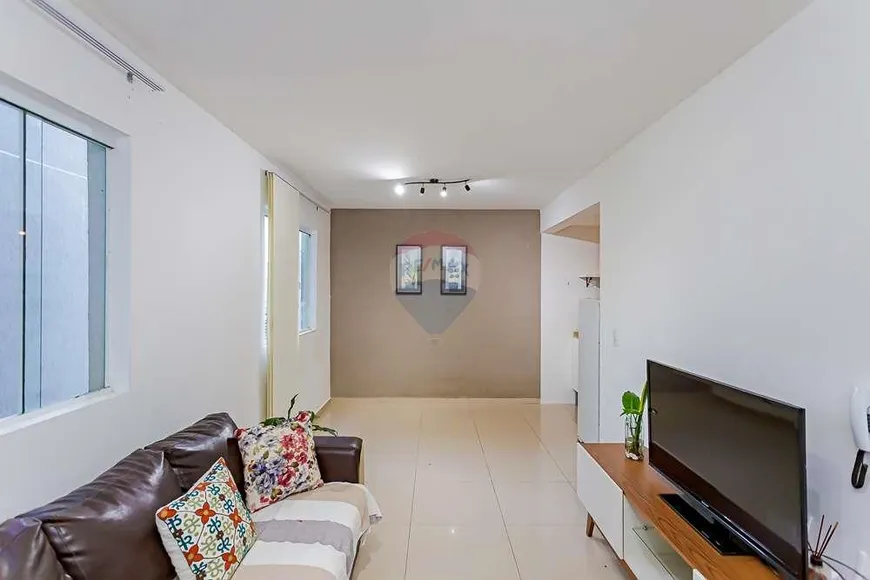 Foto 1 de Apartamento com 2 Quartos à venda, 57m² em Passaúna, Araucária