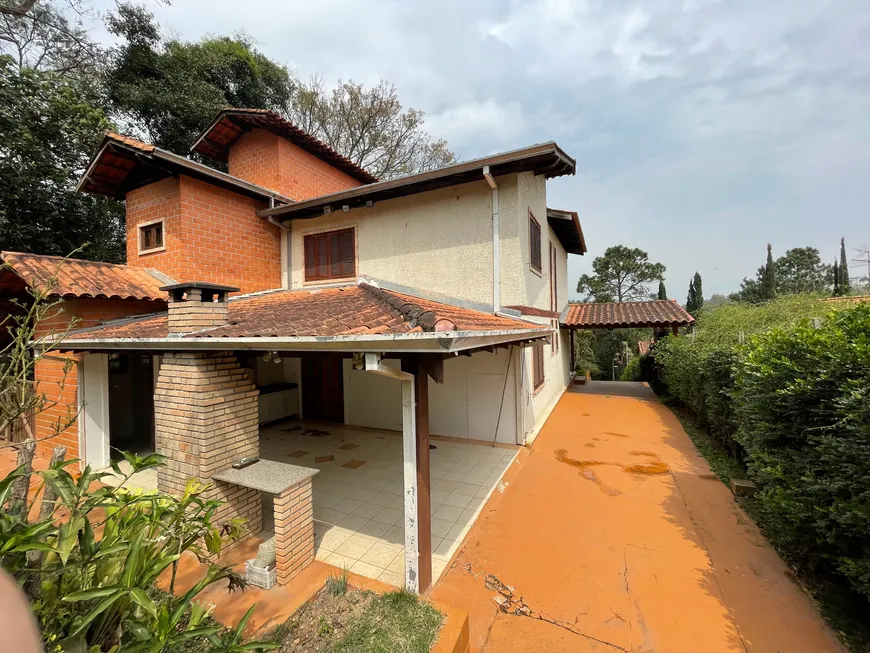 Foto 1 de Casa de Condomínio com 3 Quartos à venda, 350m² em Granja Viana, Cotia