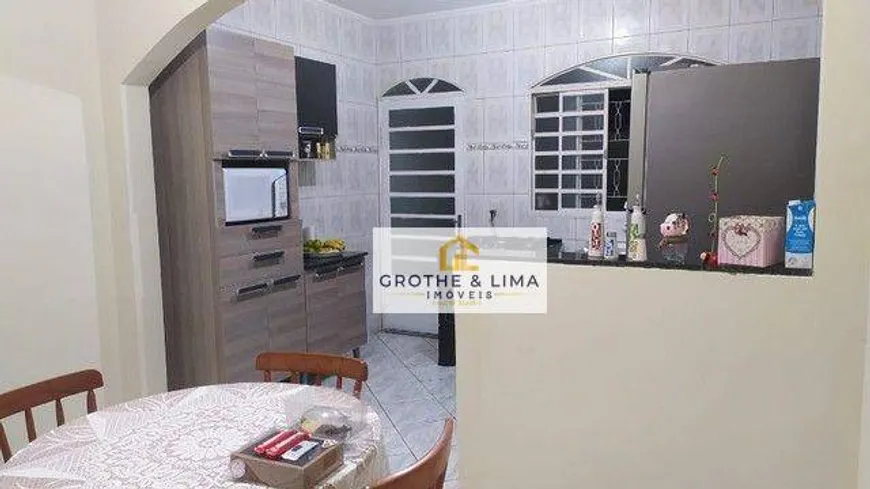 Foto 1 de Sobrado com 2 Quartos à venda, 177m² em Jardim Cerejeiras, São José dos Campos